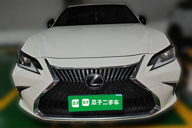 Used Lexus ES 2018 200 Excellence Edition China VI Standard Front