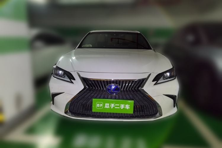 Used Lexus ES 2018 300h Premier Edition China VI Standard Front