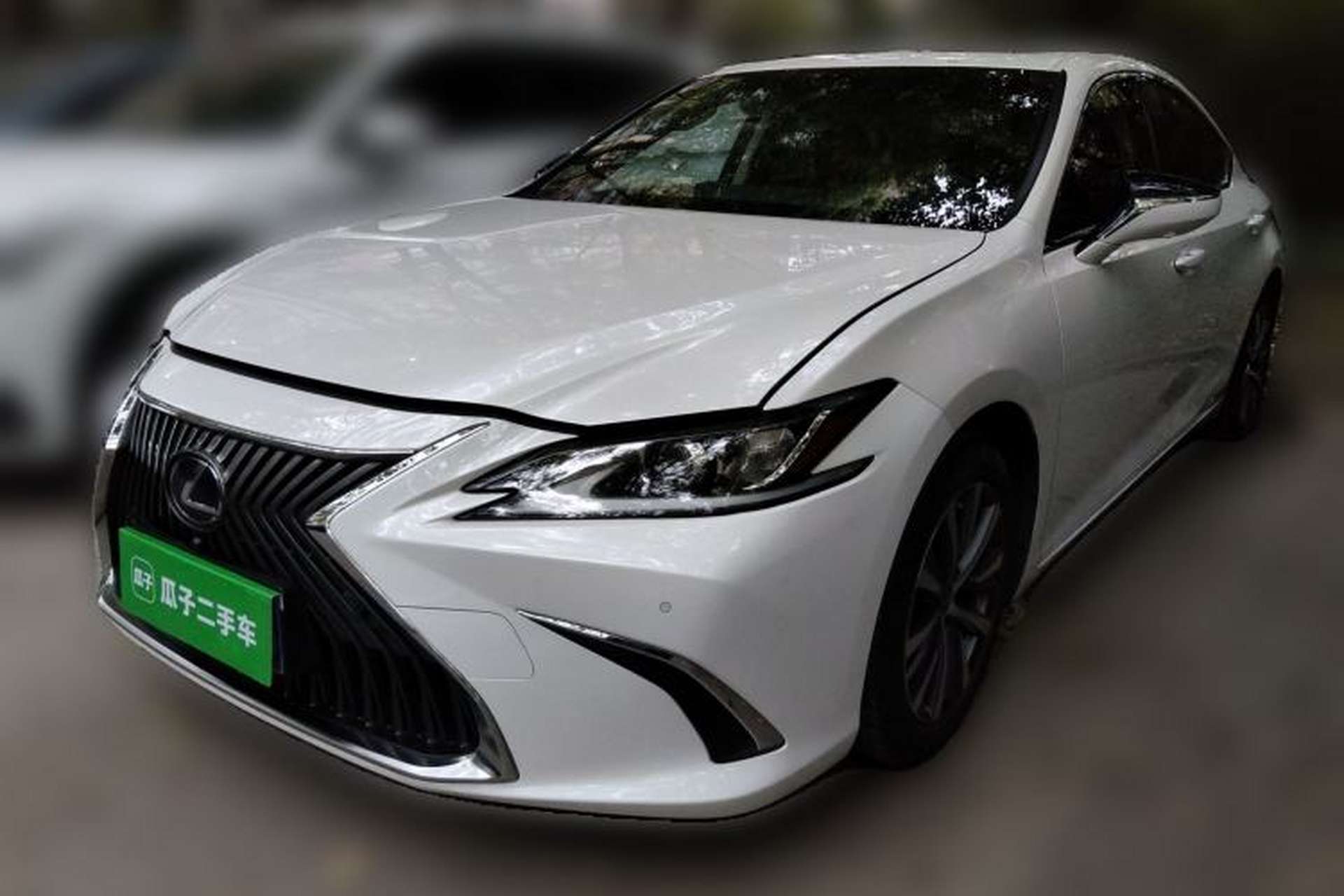 Used Lexus ES 2018 300h Premier Edition China VI Standard Front Left 45 Deg