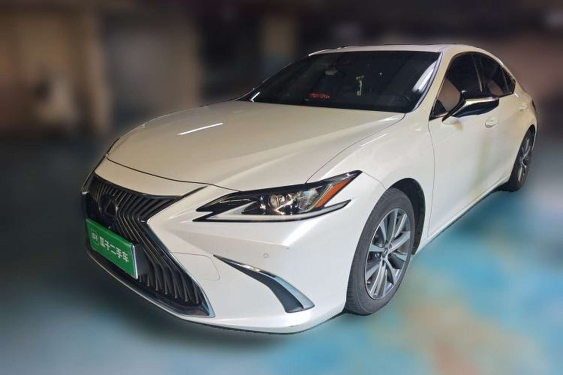 Used Lexus ES 2018 200 Excellence Edition China V Standard Front Left 45 Deg
