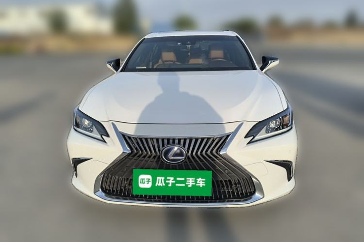 Used Lexus ES 2018 300h Premier Edition China VI Standard Front