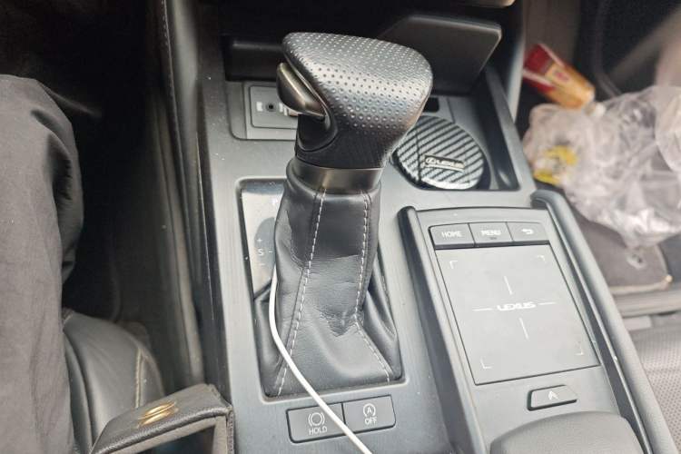 Used Lexus ES 2018 260 F SPORT China V Standard Gear Lever