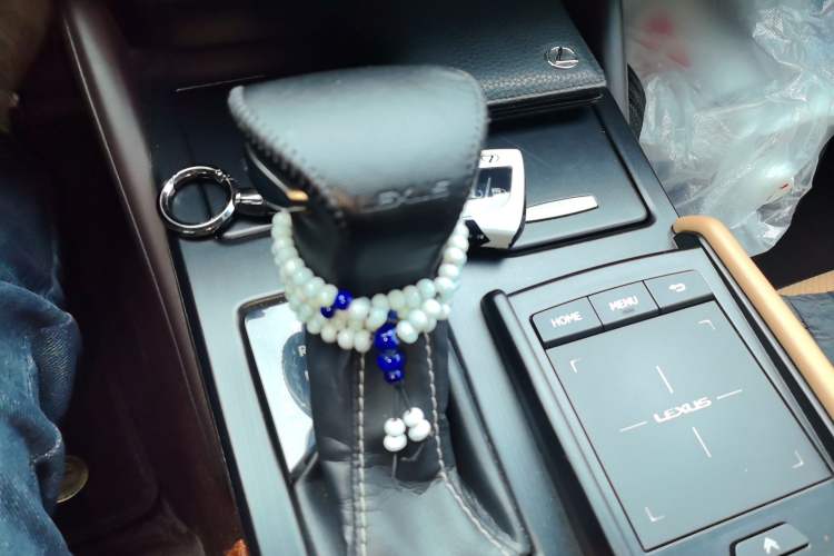 Used Lexus ES 2018 200 Excellence Edition China V Standard Gear Lever