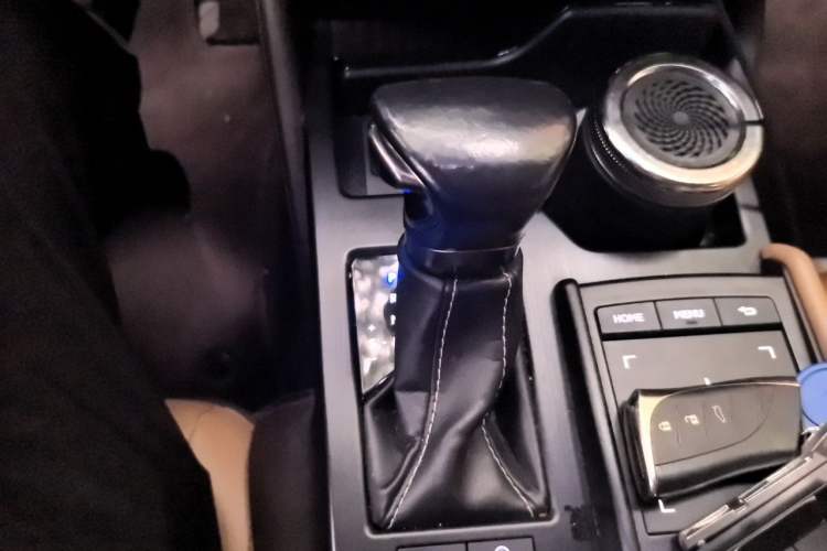 Used Lexus ES 2018 200 Luxury Edition China V Standard Gear Lever