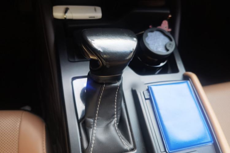Used Lexus ES 2018 200 Excellence Edition China V Standard Gear Lever