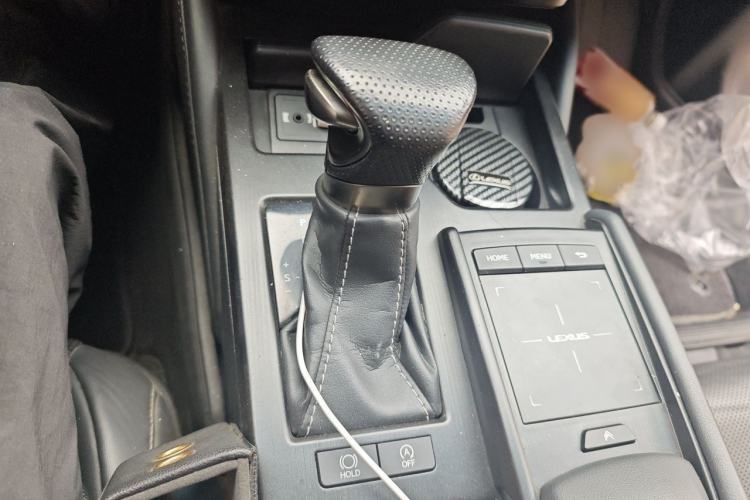 Used Lexus ES 2018 260 F SPORT China V Standard Gear Lever