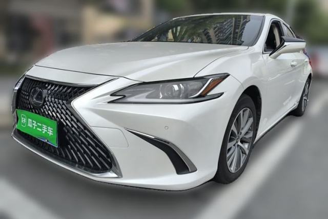 Used Lexus ES 2018 300h Premier Edition China V Standard