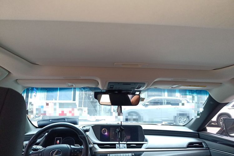 Used Lexus ES 2018 200 Excellence Edition China V Standard Headliner