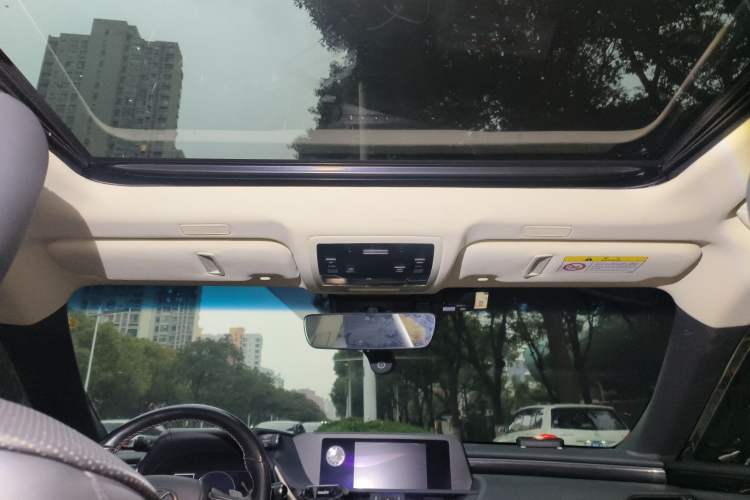 Used Lexus ES 2018 200 Excellence Edition China V Standard Headliner