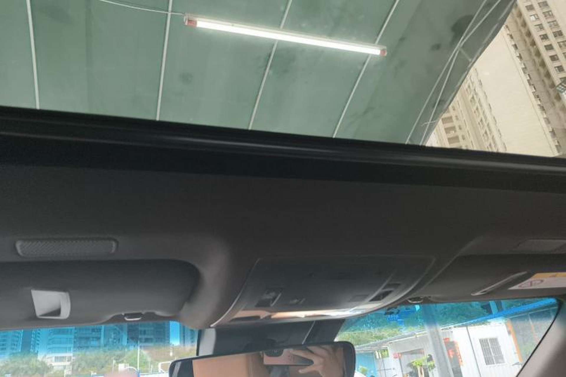 Used Lexus ES 2018 300h Premier Edition China VI Standard Headliner