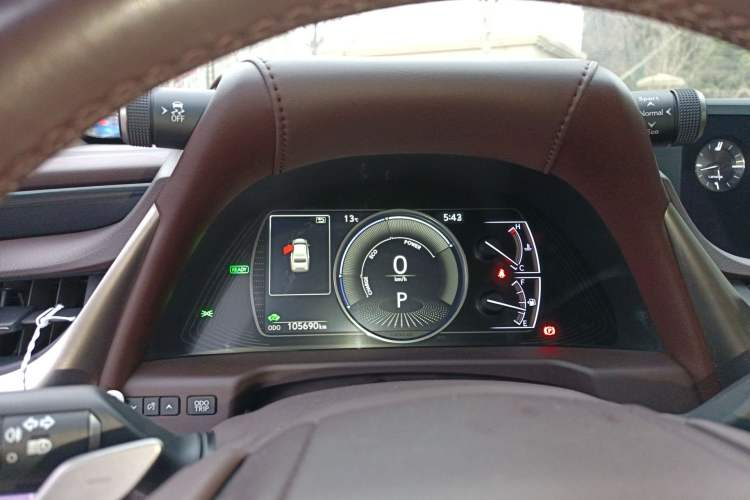 Used Lexus ES 2018 300h Premier Edition China VI Standard Instrument Cluster