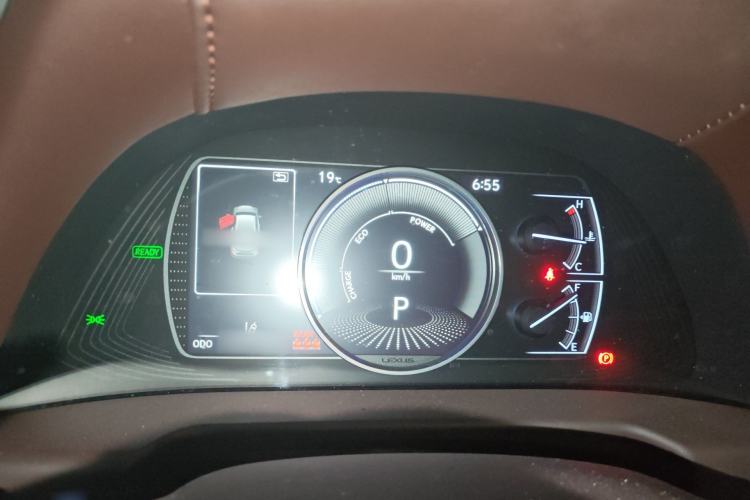 Used Lexus ES 2018 300h Premier Edition China VI Standard Instrument Cluster