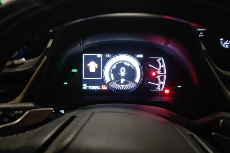 Used Lexus ES 2018 300h Premium Edition China V Standard Instrument Cluster