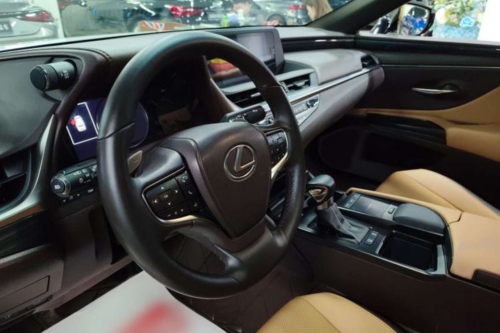 Used Lexus ES 2018 200 Excellence Edition China V Standard Interior 2