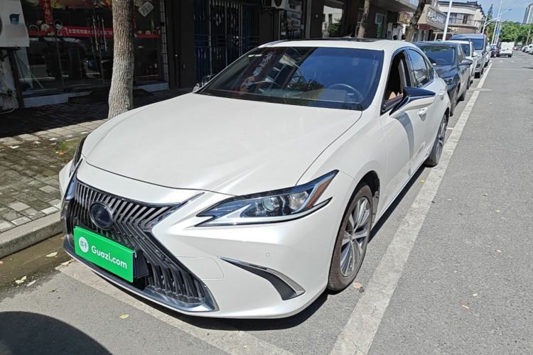 Used Lexus ES 2018 300h Premier Edition China VI Standard Guazi used car, China used car export, Used car for sale, Used  cars, Cheapest cars for sale