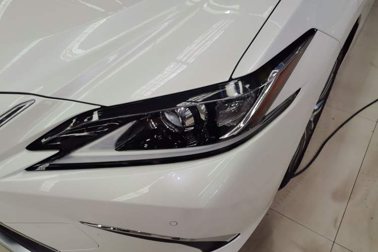Used Lexus ES 2018 300h Premier Edition China VI Standard Left Front Headlight