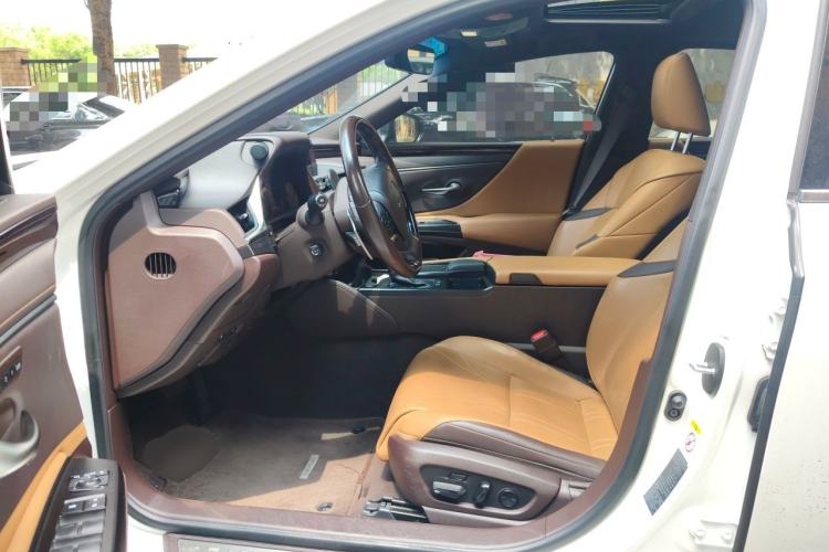 Used Lexus ES 2018 300h Premium Edition China V Standard Left Front Seat