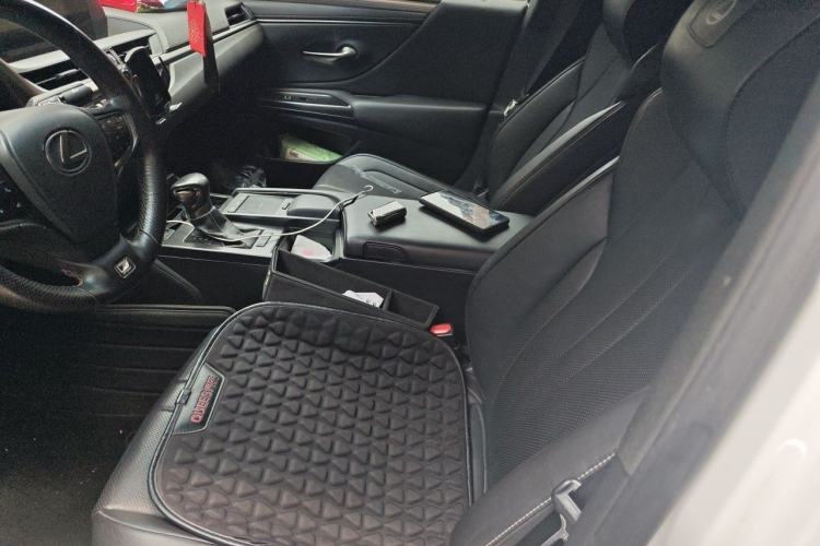 Used Lexus ES 2018 260 F SPORT China V Standard Left Front Seat