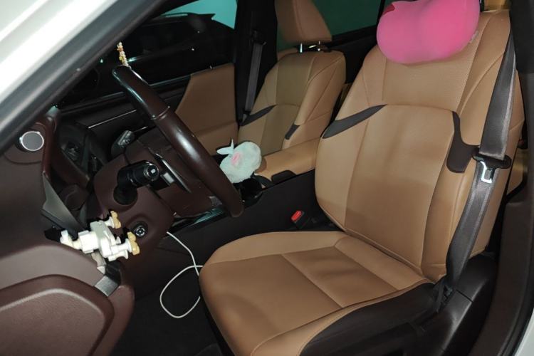 Used Lexus ES 2018 200 Excellence Edition China VI Standard Left Front Seat