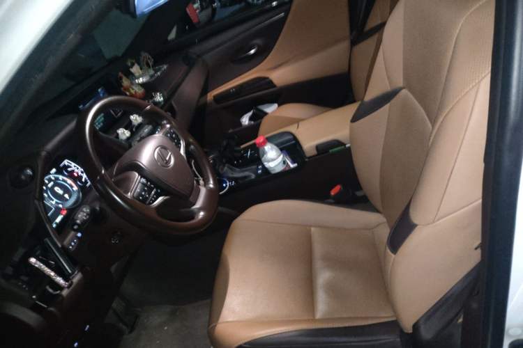 Used Lexus ES 2018 200 Excellence Edition China V Standard Left Front Seat