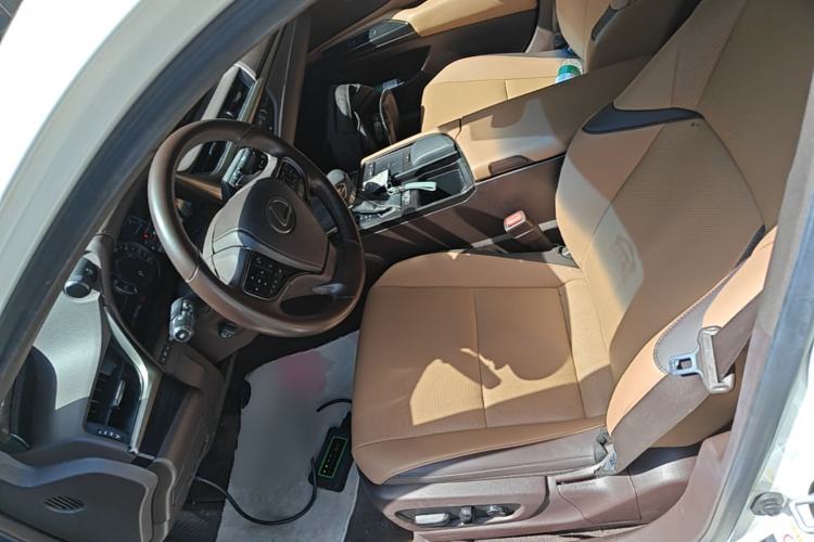Used Lexus ES 2018 300h Premier Edition China VI Standard Left Front Seat