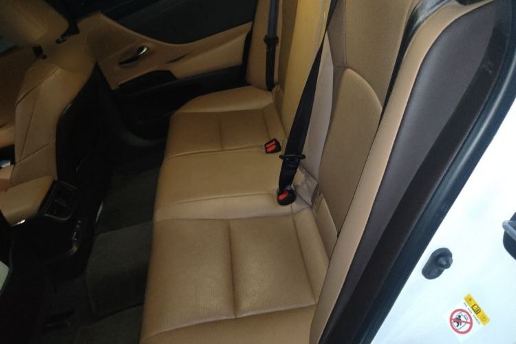 Used Lexus ES 2018 200 Excellence Edition China V Standard Left Rear Seat