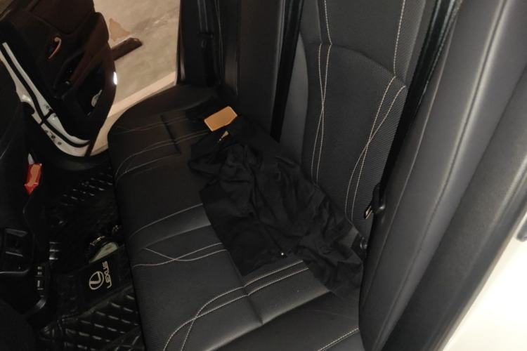 Used Lexus ES 2018 300h Premium Edition China V Standard Left Rear Seat