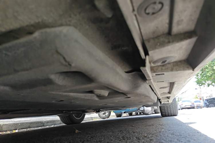 Used Lexus ES 2018 300h Premier Edition China VI Standard Left Side Sill