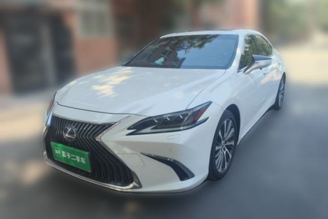 Used Lexus ES 2018 300h Premium Edition China V Standard