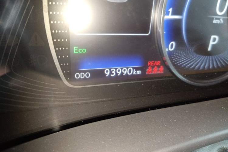Used Lexus ES 2018 200 Excellence Edition China V Standard Odometer Close Up