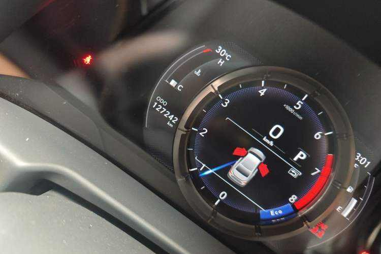 Used Lexus ES 2018 260 F SPORT China V Standard Odometer Close Up