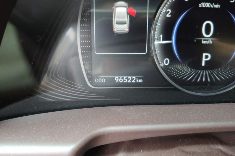 Used Lexus ES 2018 200 Excellence Edition China VI Standard Odometer Close Up