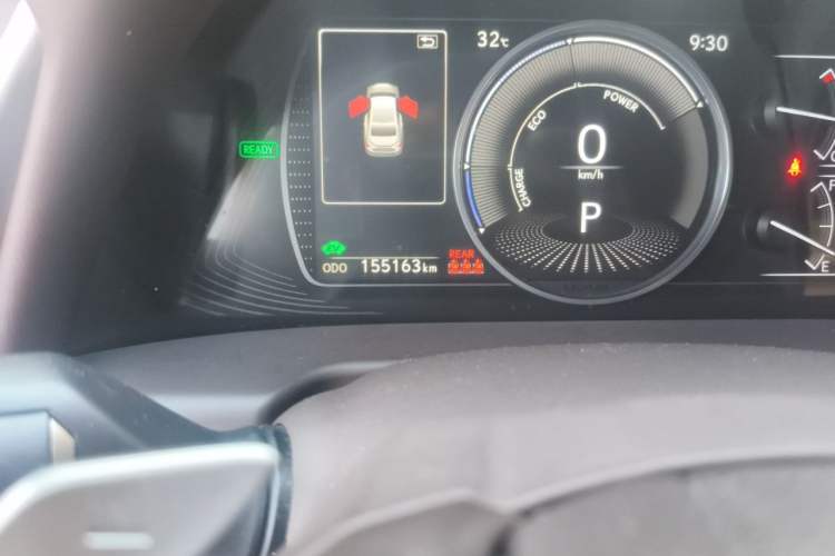 Used Lexus ES 2018 300h Premium Edition China V Standard Odometer Close Up