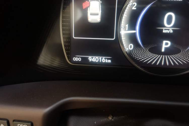 Used Lexus ES 2018 200 Excellence Edition China V Standard Odometer Close Up