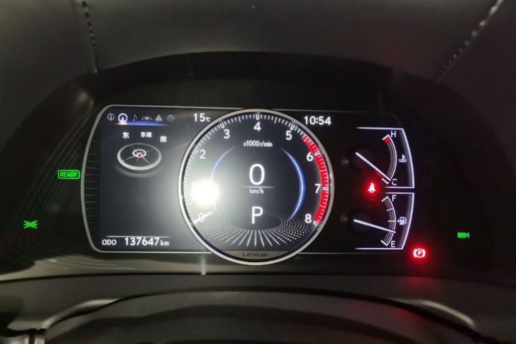 Used Lexus ES 2018 300h Premium Edition China V Standard Odometer Close Up