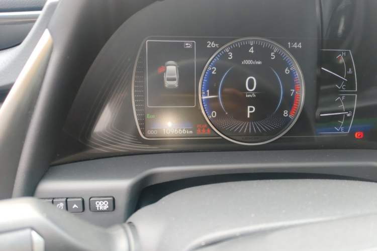 Used Lexus ES 2018 200 Excellence Edition China V Standard Odometer Close Up