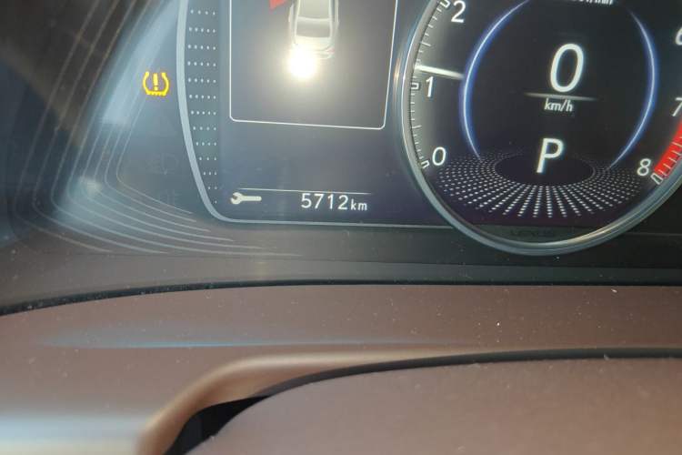 Used Lexus ES 2018 200 Excellence Edition China V Standard Odometer Close Up
