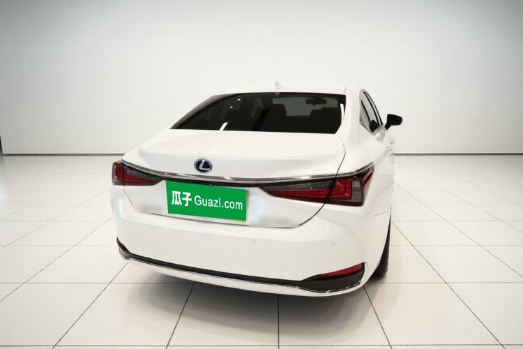Used Lexus ES 2018 200 Excellence Edition China VI Standard Rear