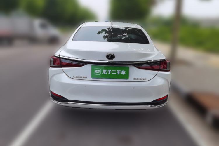 Used Lexus ES 2018 200 Excellence Edition China V Standard Rear