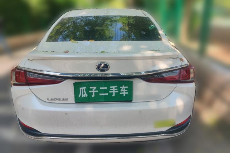 Used Lexus ES 2018 300h Premium Edition China V Standard Rear