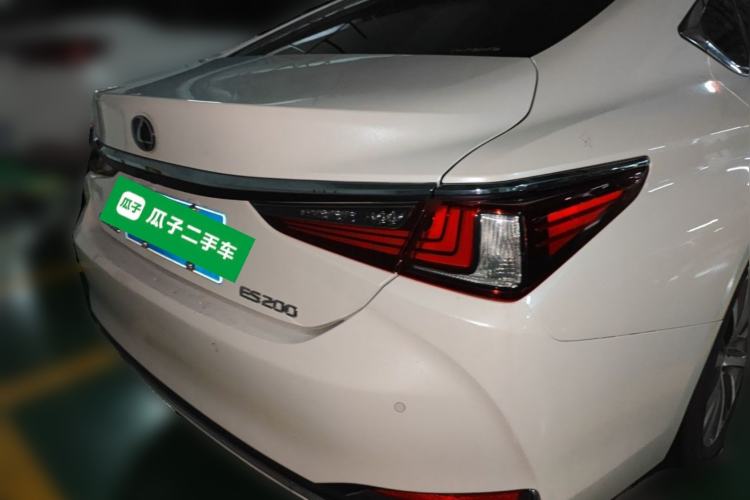 Used Lexus ES 2018 200 Excellence Edition China VI Standard Rear