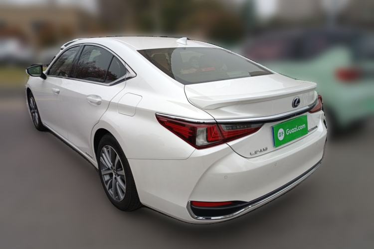 Used Lexus ES 2018 300h Premier Edition China VI Standard Rear Left 45 Deg