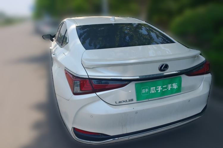 Used Lexus ES 2018 300h Premier Edition China VI Standard Rear Left 45 Deg
