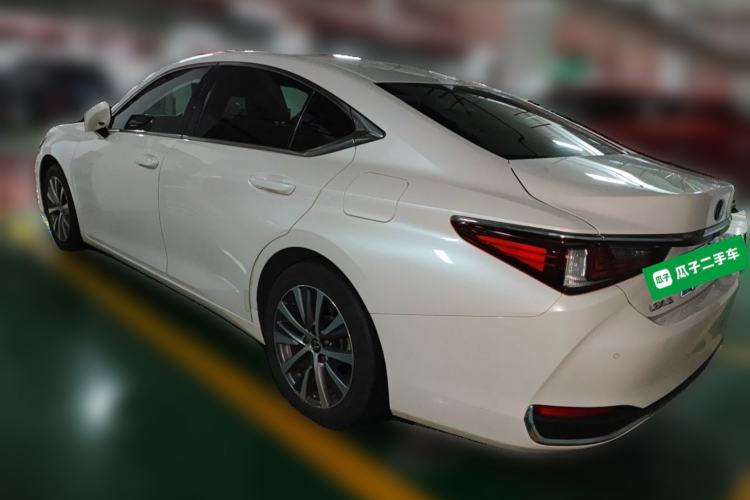 Used Lexus ES 2018 200 Excellence Edition China VI Standard Rear Left 45 Deg