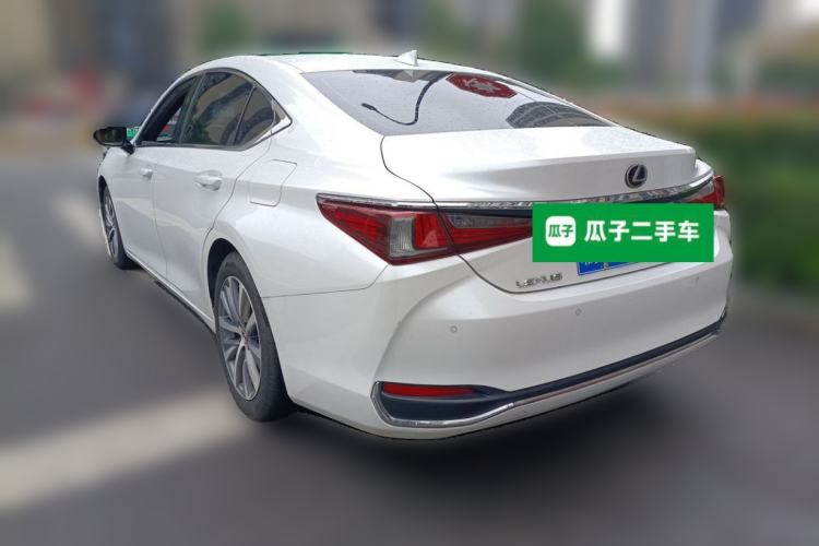 Used Lexus ES 2018 200 Excellence Edition China V Standard Rear Left 45 Deg