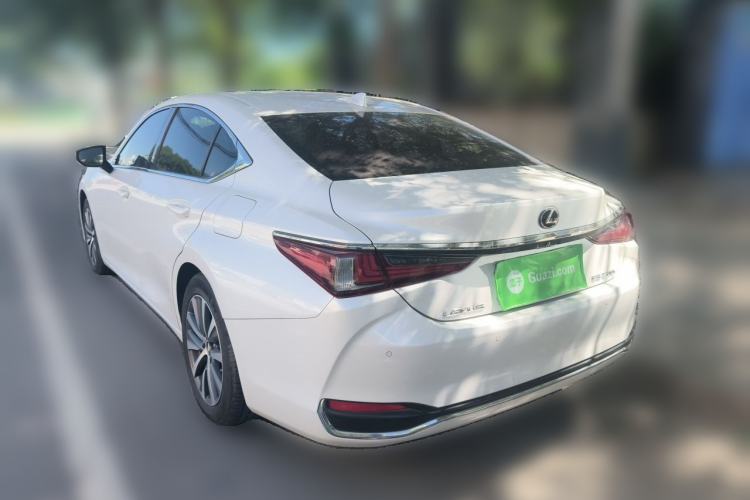 Used Lexus ES 2018 200 Excellence Edition China VI Standard Rear Left 45 Deg