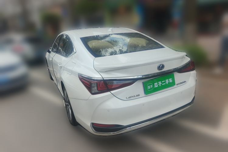 Used Lexus ES 2018 300h Premier Edition China VI Standard Rear Left 45 Deg