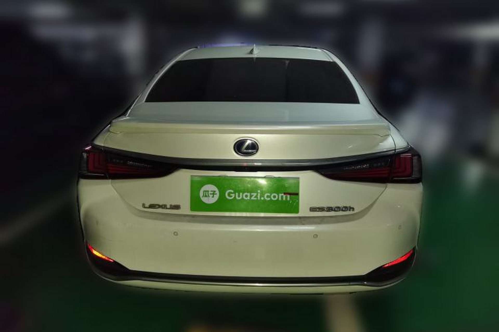 Used Lexus ES 2018 300h Premier Edition China V Standard Rear