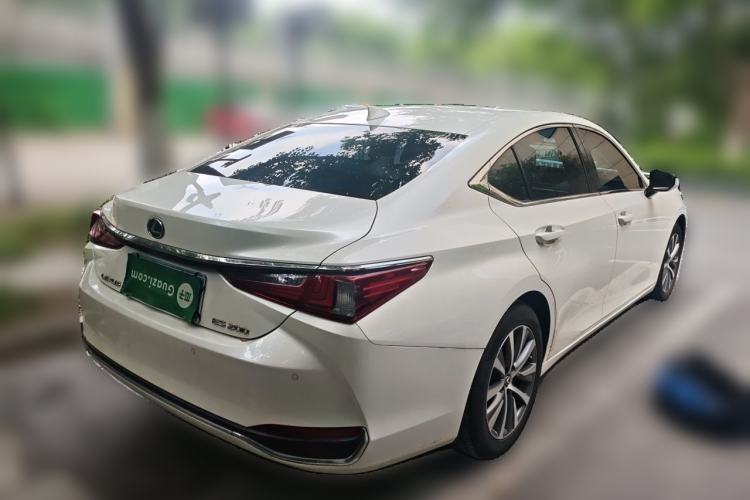 Used Lexus ES 2018 200 Excellence Edition China V Standard Rear Right 45 Deg