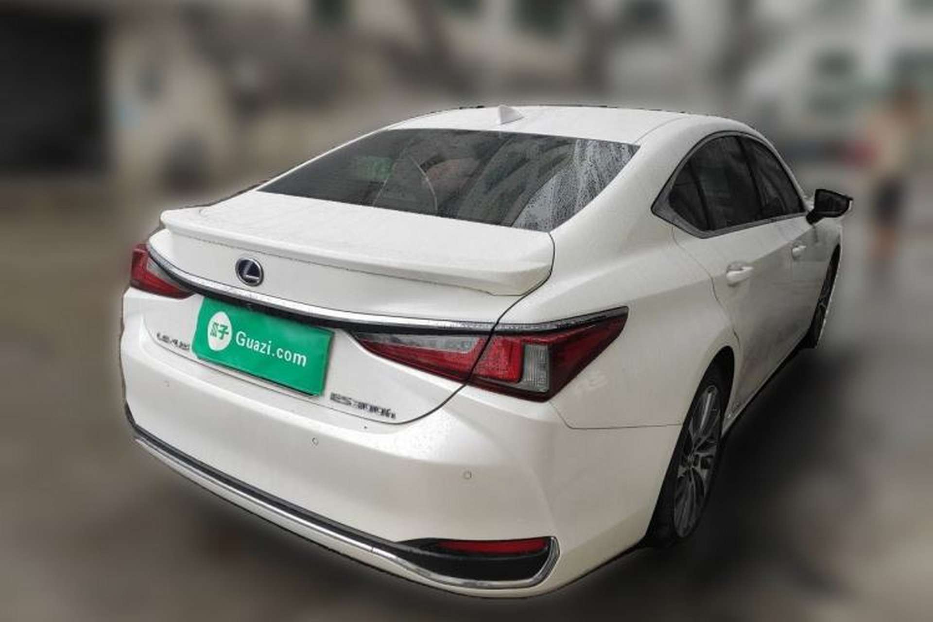 Used Lexus ES 2018 300h Premium Edition China VI Standard Rear Right 45 Deg